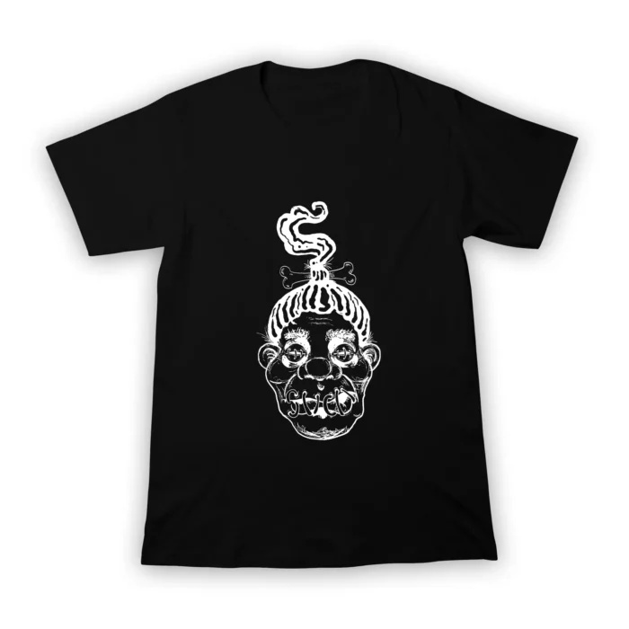 Federica Cela - suca - black tshirt